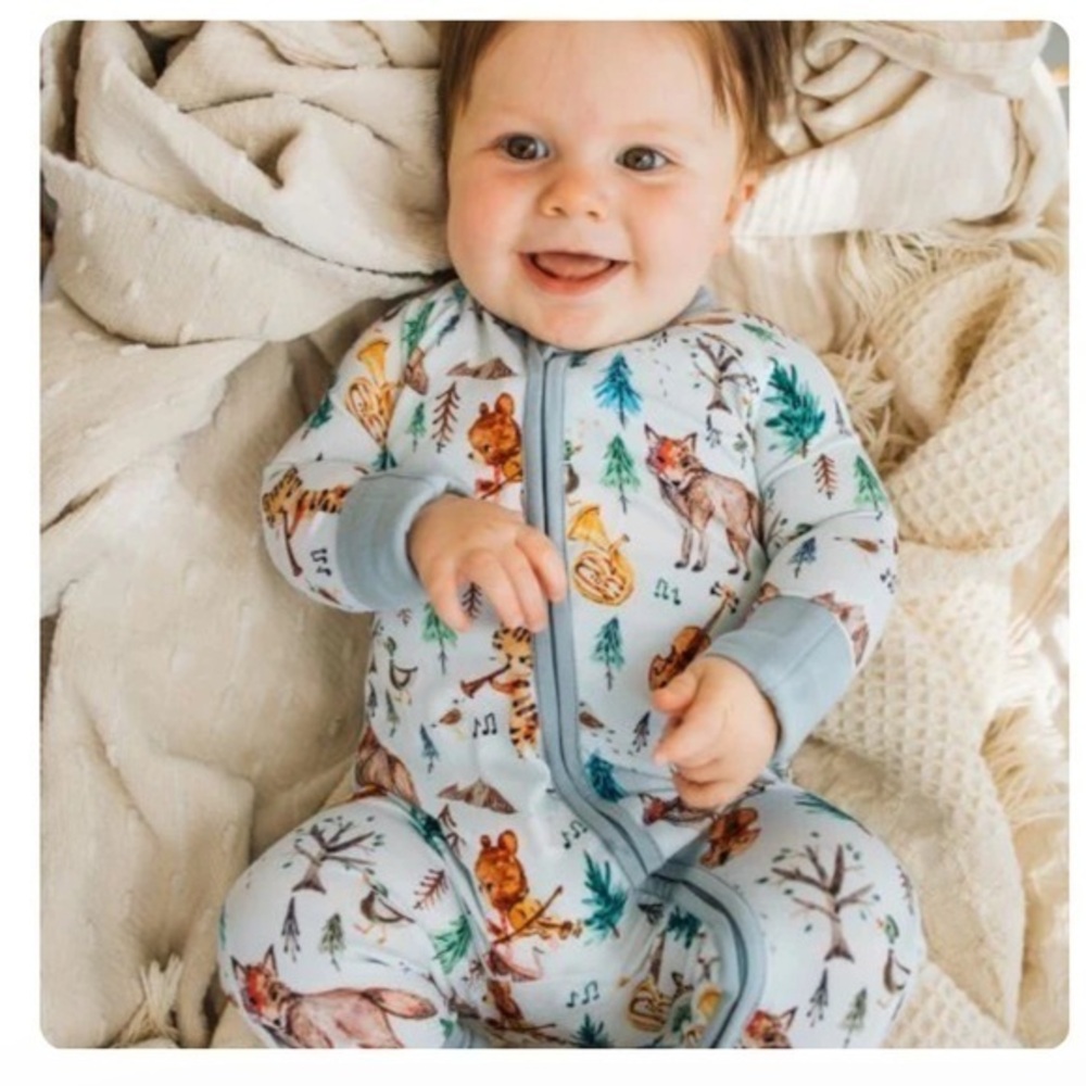 Wildwoven kind thing Peter &the wolf zip up Tencel bamboo romper